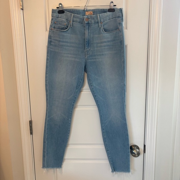 MOTHER The Looker Ankle Fray Hold My Hand Light Wash Denim Size 31 - Picture 5 of 10